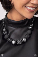 Load image into Gallery viewer, A Warm Welcome - Black
Necklace