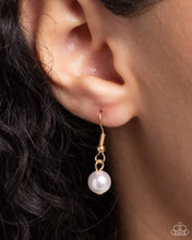 Load image into Gallery viewer, Painted Pageantry - Green necklace