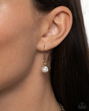 Load image into Gallery viewer, Seashell Sophistication - Brass necklace