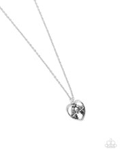 Load image into Gallery viewer, Brilliant Birds - Silver necklace