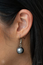 Load image into Gallery viewer, All The Trimmings - Black necklace