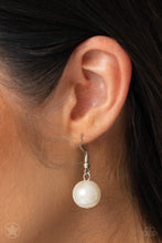 Load image into Gallery viewer, All The Trimmings - Ivory necklace