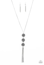 Load image into Gallery viewer, Triple Shimmer - Silver necklaace