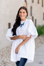 Load image into Gallery viewer, Glimpses of Malibu - Complete Trend Blend October fashion fix