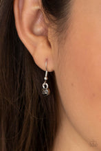 Load image into Gallery viewer, Gallery Expo - Blue necklace