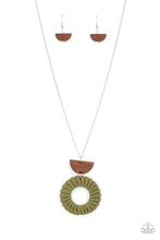 Load image into Gallery viewer, Homespun Stylist - Green necklace