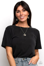 Load image into Gallery viewer, Magnificent Manifestation - Green necklace