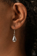 Load image into Gallery viewer, Beachfront Fabulous - Silver necklace