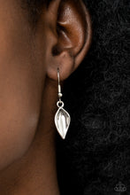 Load image into Gallery viewer, Enviable Elegance - Brown necklace