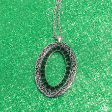 Load image into Gallery viewer, Villa Vixen - Green necklace