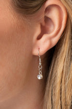 Load image into Gallery viewer, Flauntable Flamboyance - Black necklace