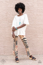 Load image into Gallery viewer, Simply Santa Fe - Complete Trend Blend May's Fashion Fix