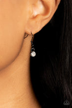 Load image into Gallery viewer, Under the Northern Lights - Black necklace