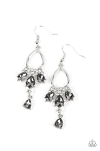 Load image into Gallery viewer, Coming in Clutch - Silver earrings