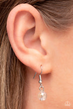 Load image into Gallery viewer, Creative Couture - White necklace