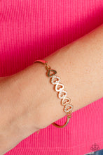 Load image into Gallery viewer, Attentive Admirer - Gold bracelet