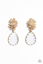 Load image into Gallery viewer, Stellar Shooting Star - Gold earrings