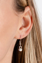 Load image into Gallery viewer, Stardust Saucer - White necklace