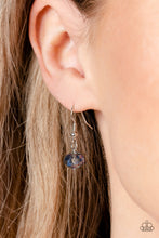 Load image into Gallery viewer, Sheen Season - Blue necklace