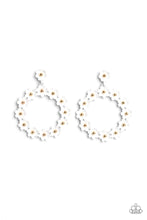 Load image into Gallery viewer, Daisy Meadows - White earrings