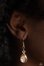 Load image into Gallery viewer, Built Beacon - Gold necklace