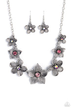 Load image into Gallery viewer, Free FLORAL - Pink Necklaces