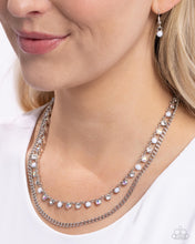 Load image into Gallery viewer, Delicate Dame - White earrings