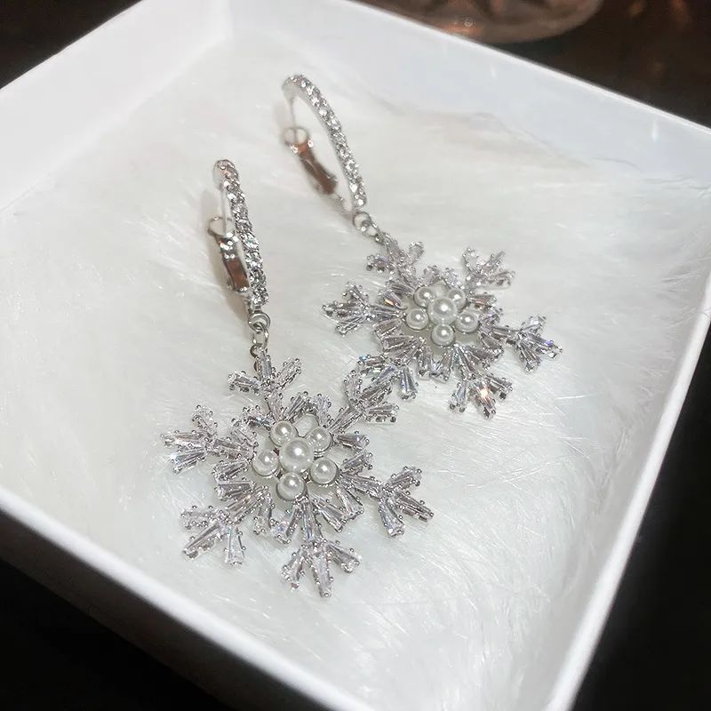 Snowflake Hoop Boutique ER
