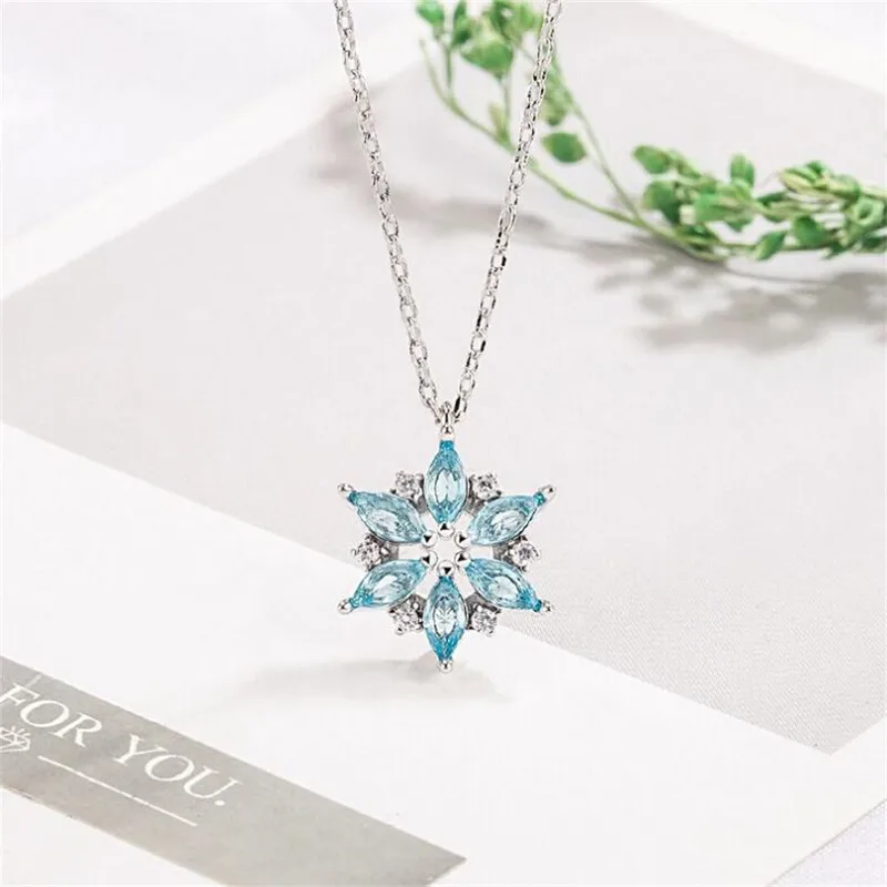Blue Rhinestone Snowflake Boutique NL