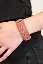 Load image into Gallery viewer, Take The Scenic Route - Brown Bracelet
