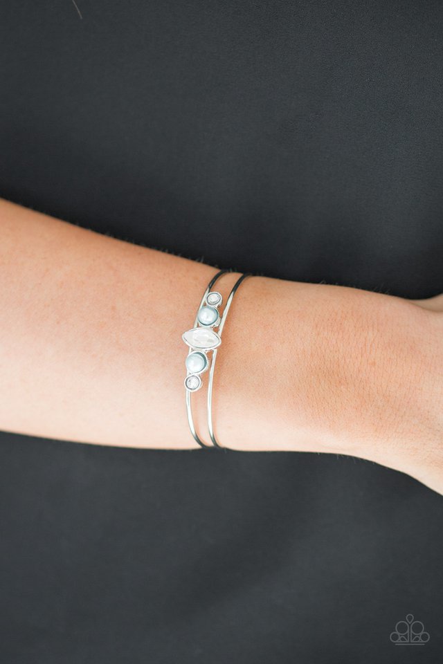 Guest Of A Guest - Blue Bracelet 