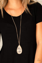 Load image into Gallery viewer, Artificial Animal - Gold necklace
