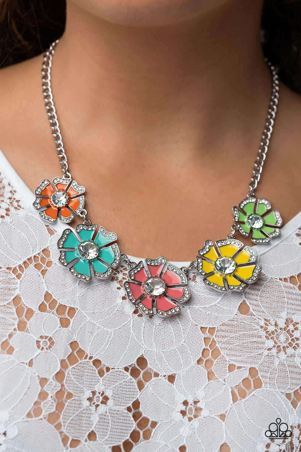 Playful Posies - Multi

Necklace July Exclusivelife of the party