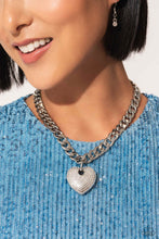 Load image into Gallery viewer, Ardent Affection - White necklaces
