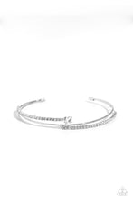 Load image into Gallery viewer, Sensational Sweetheart - White bracelet
