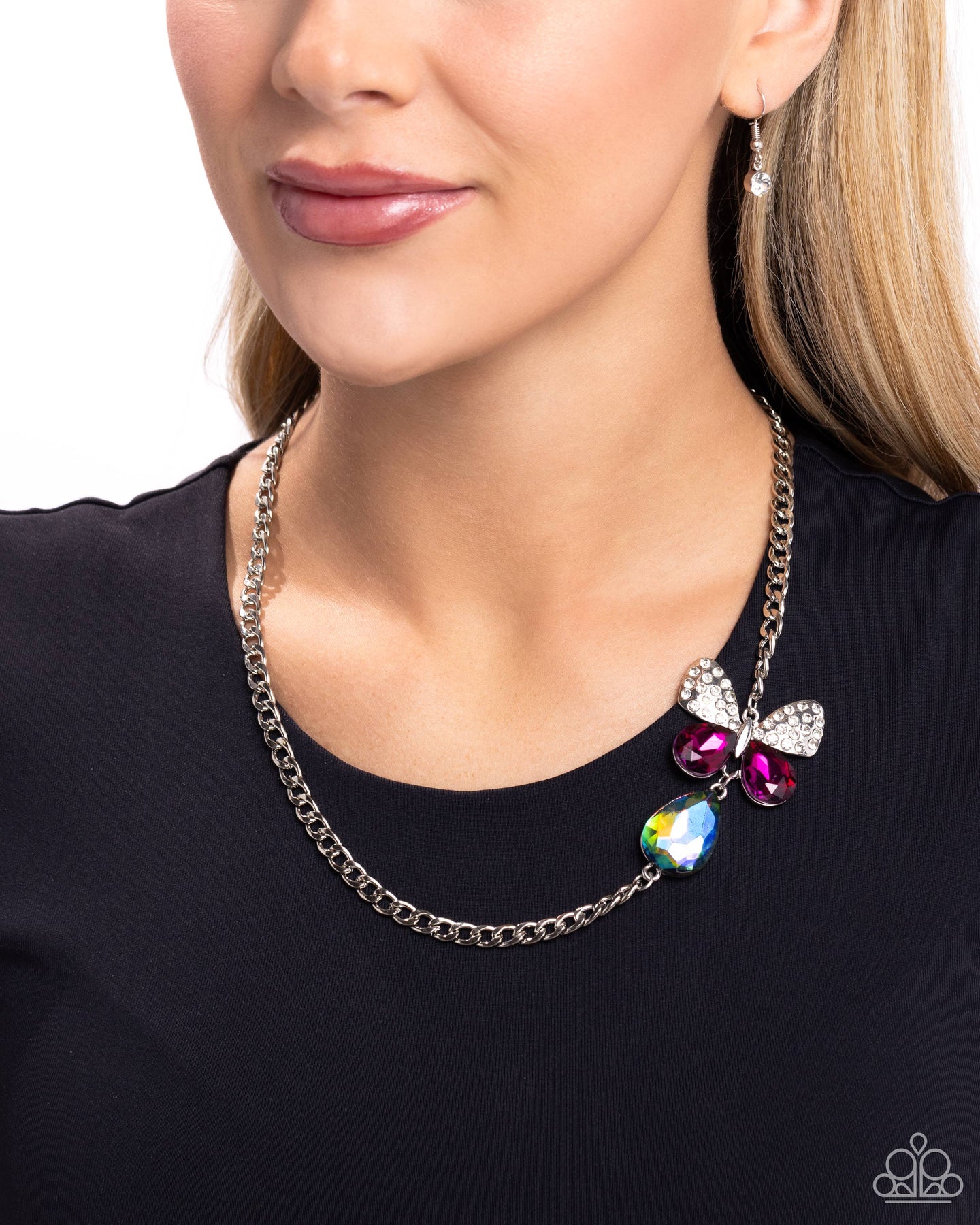 Fluttering Finesse - Multi necklace