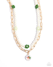 Load image into Gallery viewer, Painted Pageantry - Green necklace
