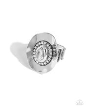 Load image into Gallery viewer, Broach Backdrop - White ring
