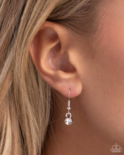 Load image into Gallery viewer, Reflective Rundown - Blue necklace
