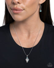 Load image into Gallery viewer, Conch Confidence - Blue necklace
