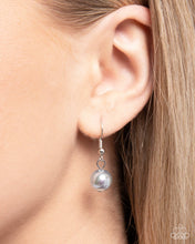 Load image into Gallery viewer, Maiden Mermaid - Blue necklace
