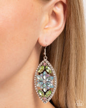Load image into Gallery viewer, Gallant Garden - Blue earrings
