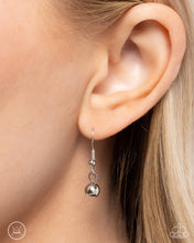 Load image into Gallery viewer, Teeming Teardrop - Silver necklace
