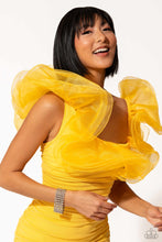 Load image into Gallery viewer, GLASSY Gallery - white - bracelet
