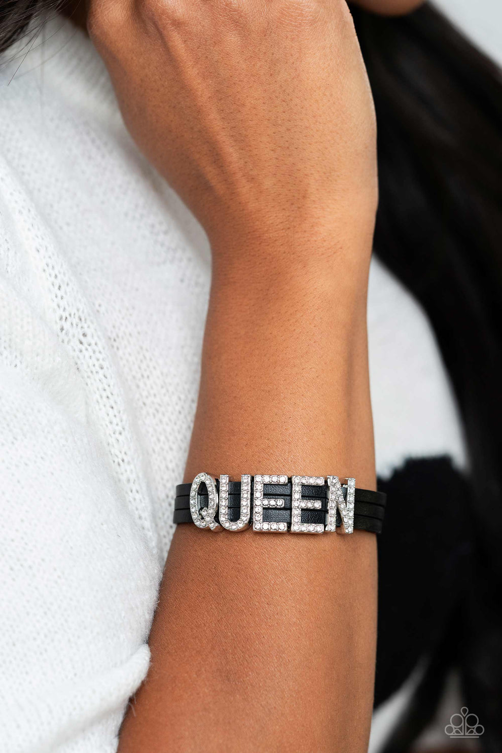 Queen of My Life - black - Paparazzi bracelet November Life of the party