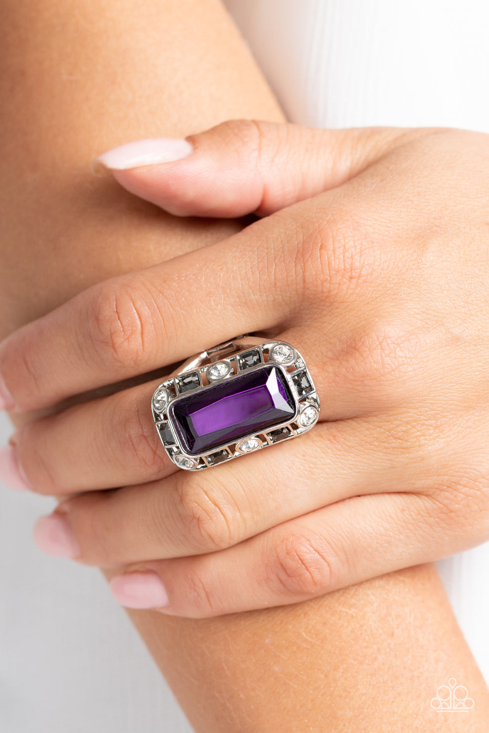 Radiant Rhinestones - purple - ring