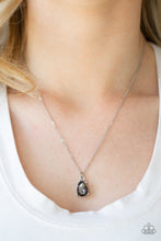 Load image into Gallery viewer, Classy Classicist - Silver necklace
