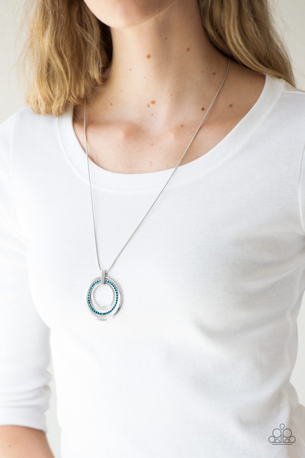 Gather Around Gorgeous - Blue necklace