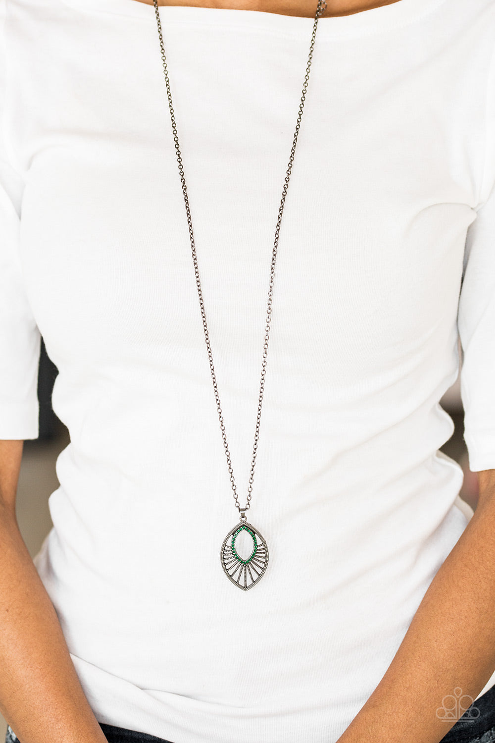 Court Couture - Green necklace