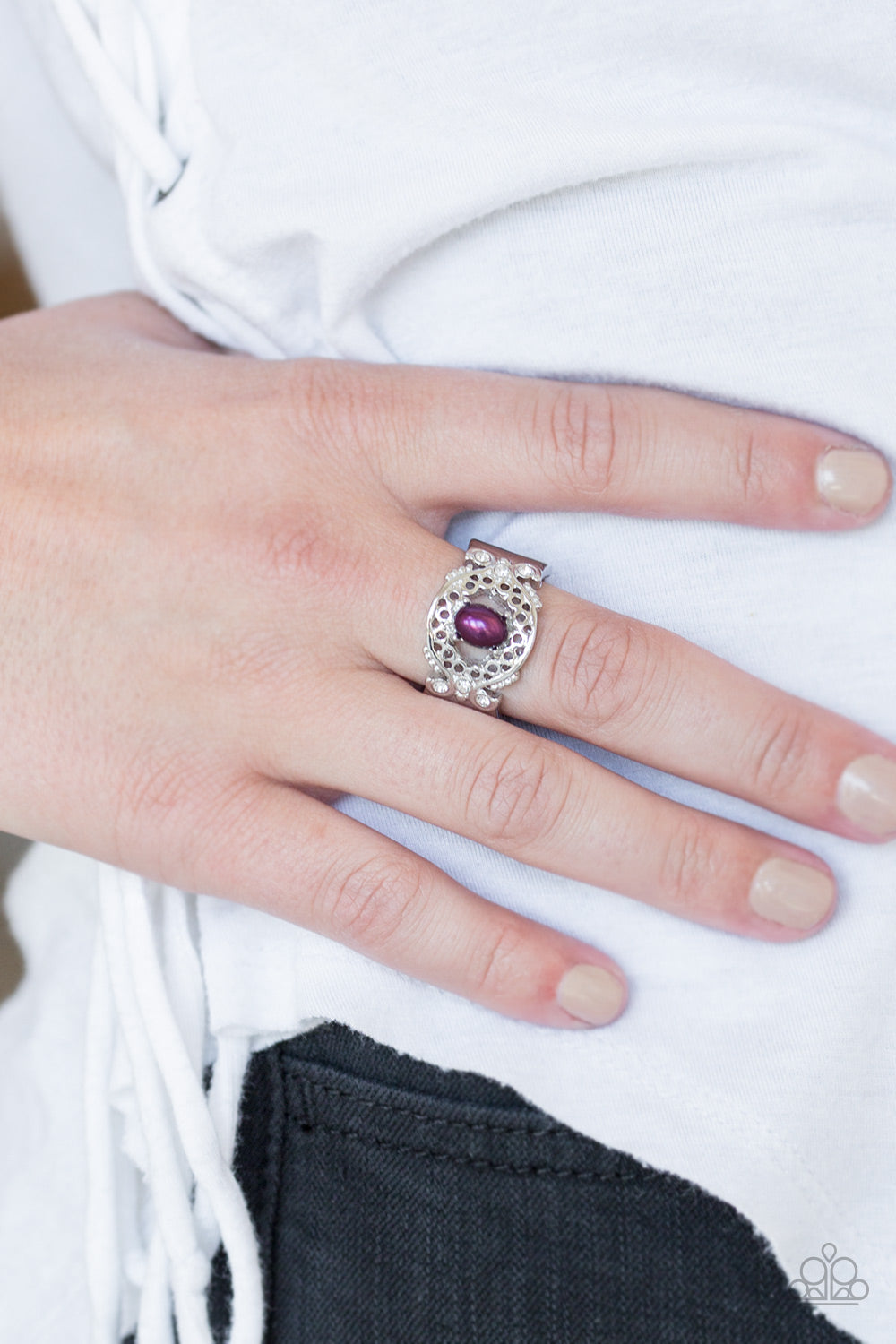 Mod Modest - Purple ring